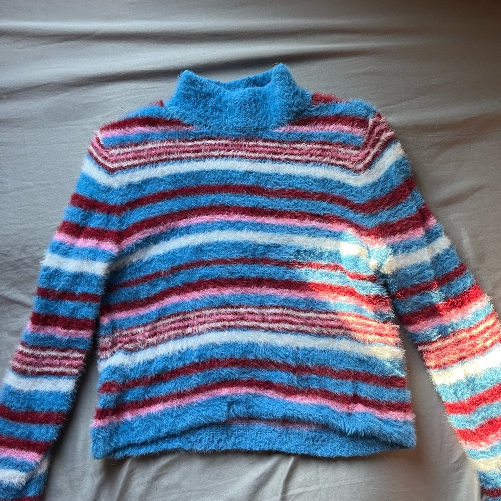 Stitch & Pine sm Sweater - never worn - like new